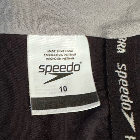 Speedo Purple One Piece Swimsuit 10‎ - Picture 12 of 14